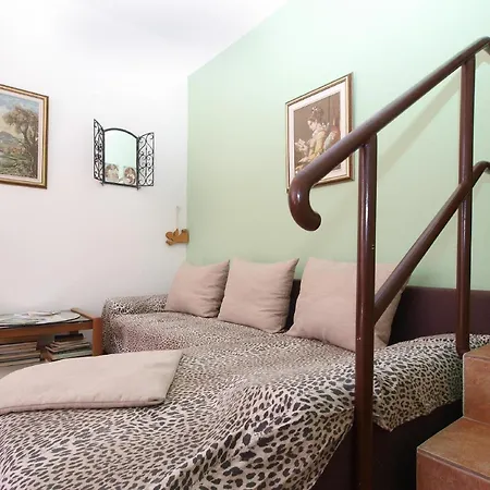 Apartment Fuer 4 Personen Ca 40 Qm In Pula, Istrien Istrische Riviera *