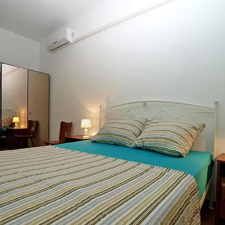 Fuer 4 Personen Ca 40 Qm In Pula, Istrien Istrische Riviera Pula