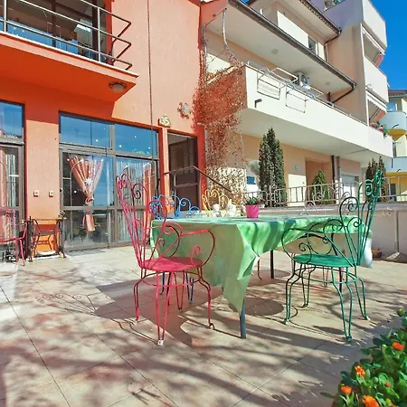 Apartment Fuer 4 Personen Ca 40 Qm In Pula, Istrien Istrische Riviera Pula